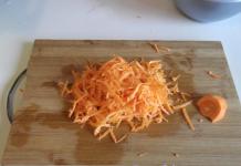 Страви з кабачків – рецепти приготування в духовці швидко та смачно